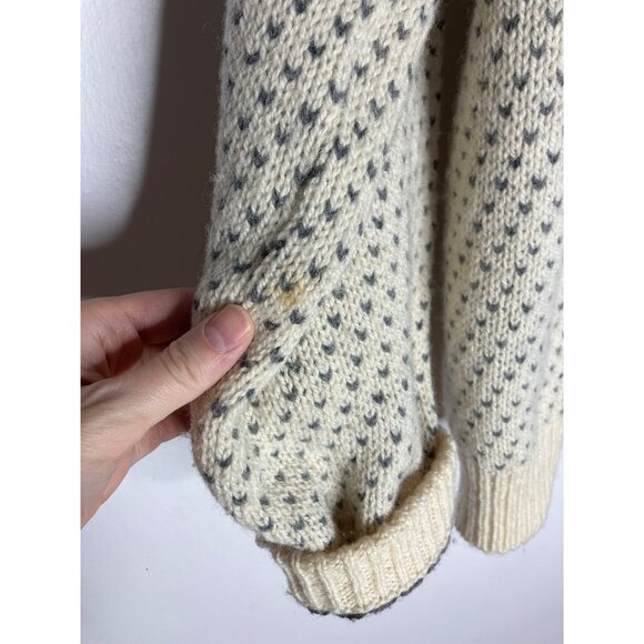 L.L. Bean Womens XL Nordic Wool Cardigan Sweater Button Front FLAWED READ - Picture 9 of 11